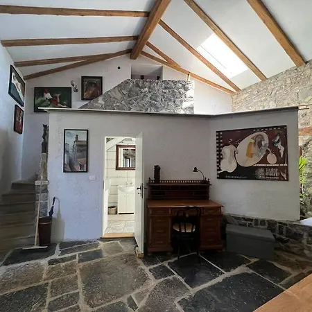 Apartmán Adorable With A Pool *